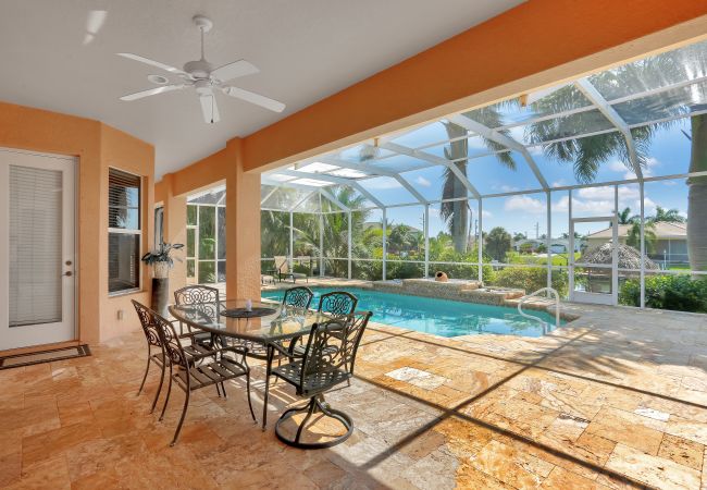  in Cape Coral - Bahama - Beautiful and Spacious Tropical-Style Gulf Access Home