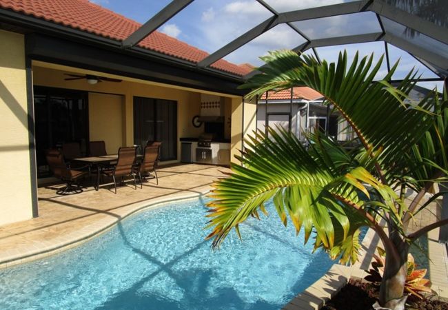 Ferienhaus in Cape Coral - CCVR Villa Sensation - Wunderschönes Haus mit Segelbootzugang und nach Süden ausgerichtetem Poolbereich
