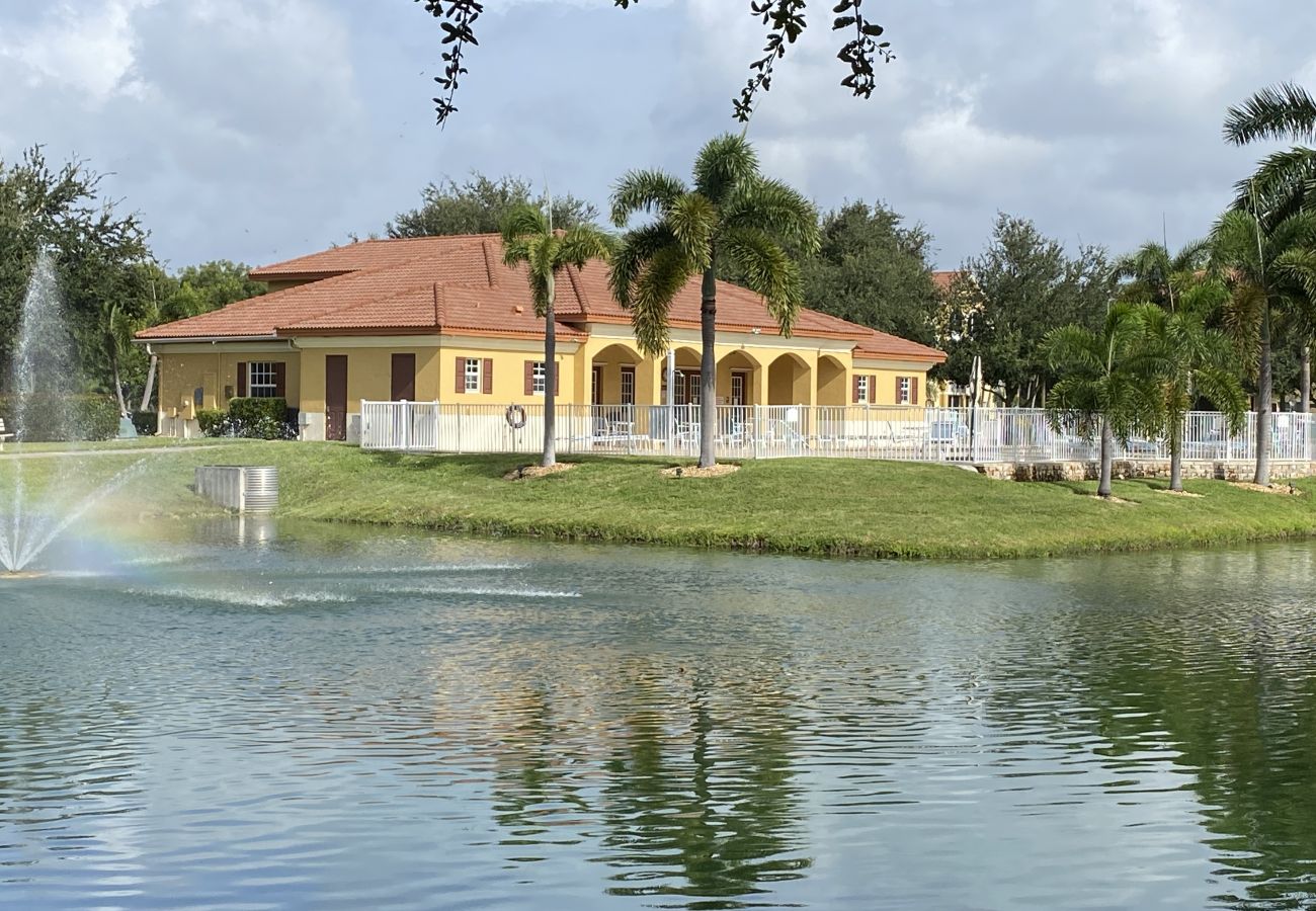 Ferienwohnung in Fort Myers - CCVR Residence Condo 2 - Perfekter Fort Myers-Urlaub in elegantem Condo