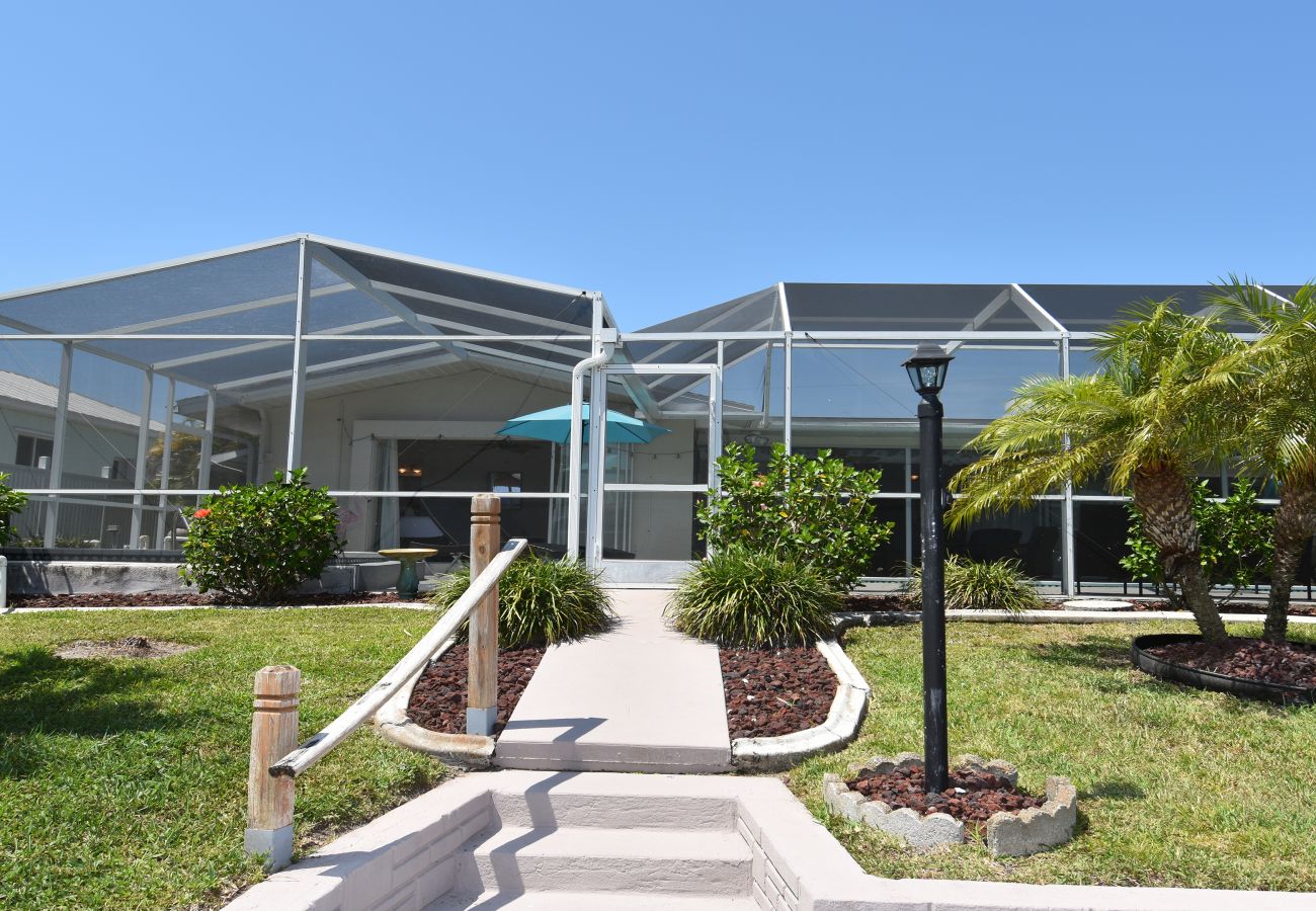 Ferienhaus in Cape Coral - CCVR Villa Grey Heron - Eine Oase des Wohlbefindens
