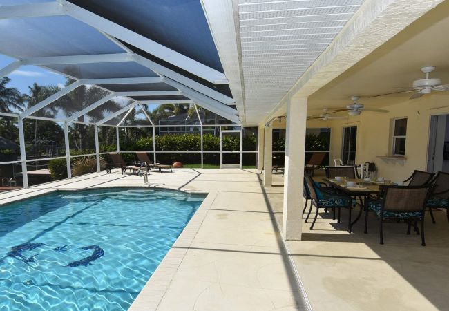 House in Cape Coral - CCVR Villa Pelican - Inviting Gulf Access Home with Huge Pool Area