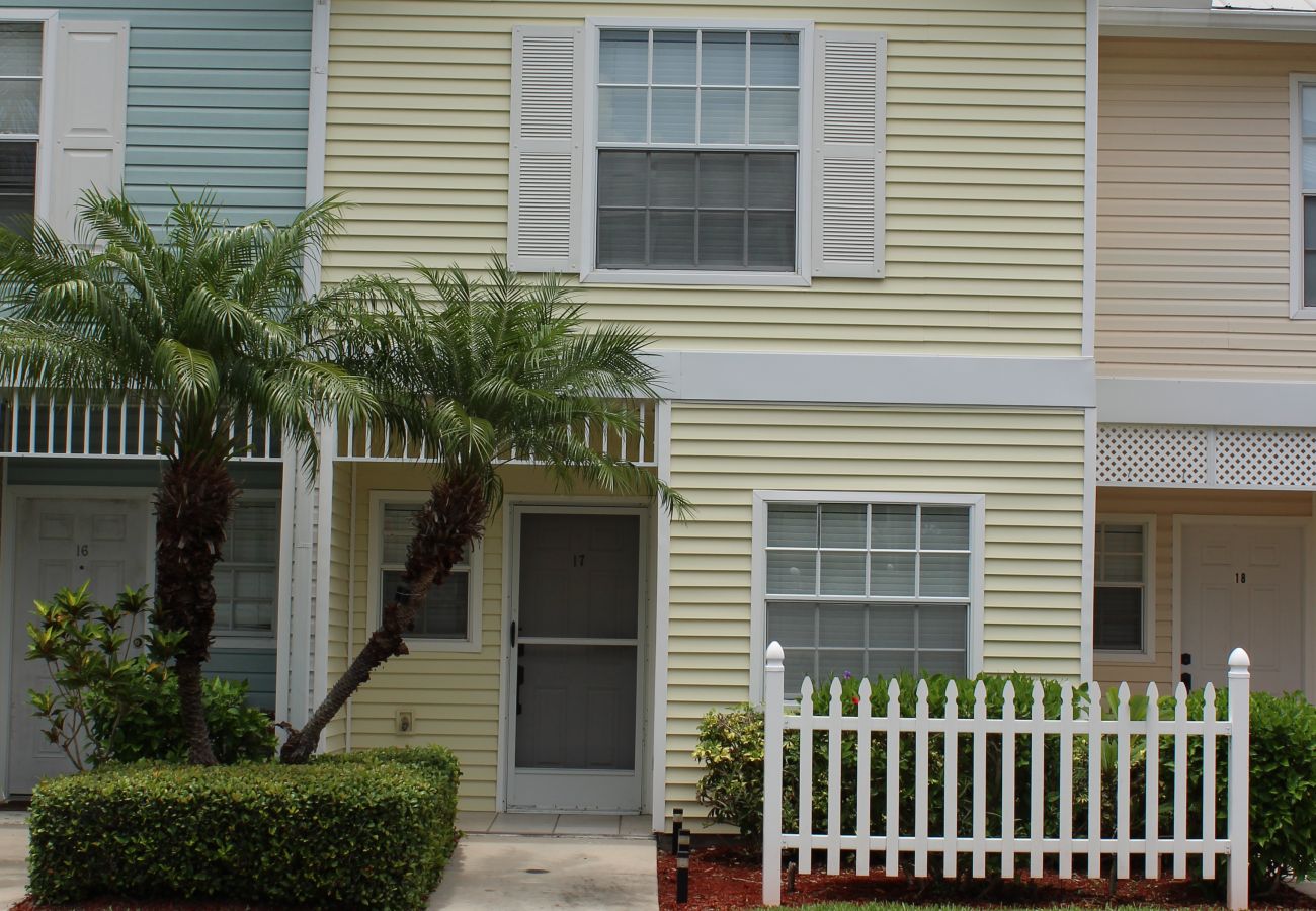 Townhouse in North Fort Myers - CCVR Villa Shipyard - Key West Style Gulf Access Townhouse
