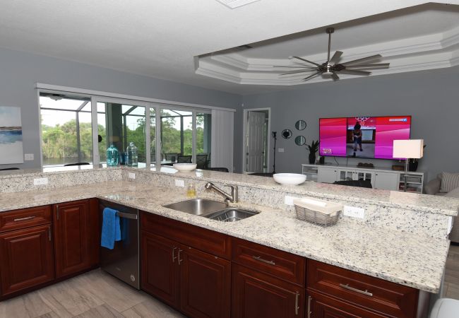 House in Cape Coral - CCVR Villa Tranquility - Quiet Oasis in Newly Built House with Saltwater Pool